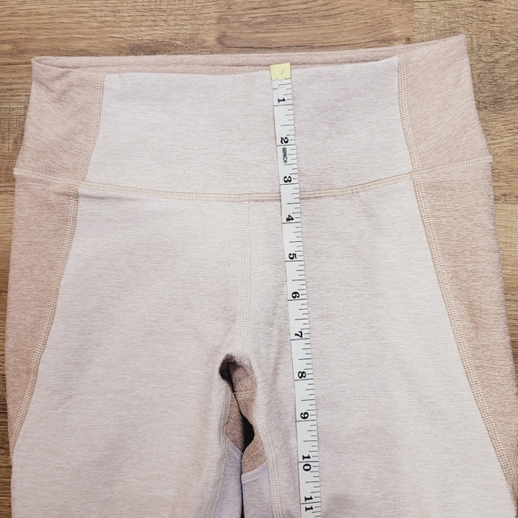 Outdoor Voices 7/8 Springs Leggings Ivory Tan Oatmeal Women's Size XS Yoga - Picture 11 of 12